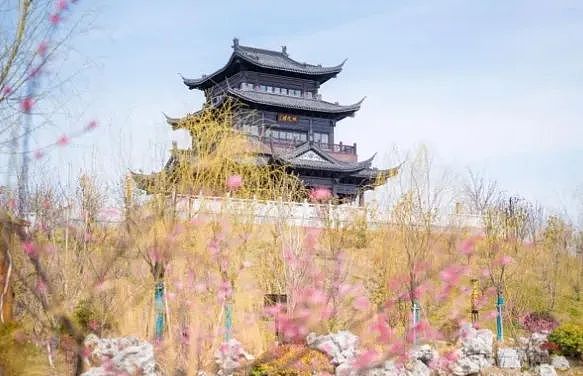 美联储主席鲍威尔释放重磅信号：降息大门或将开启